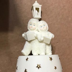 Snowbabies music box